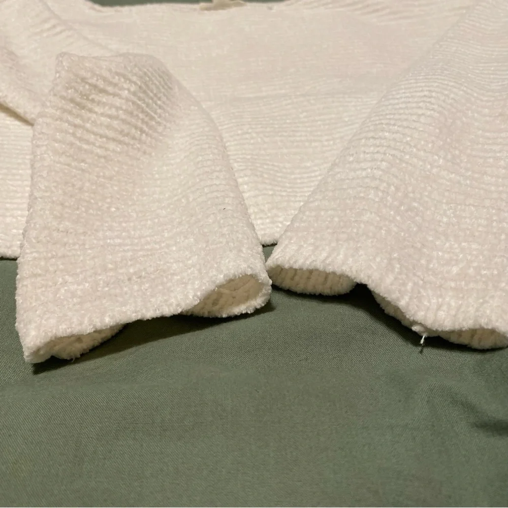 Cropped sweater - Picture 5 of 9